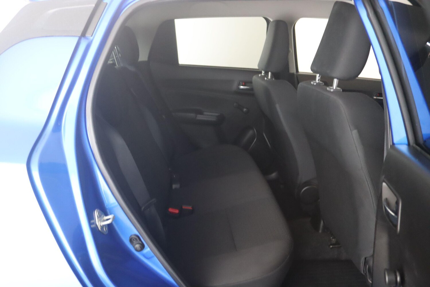 Used Suzuki Swift 2023 for sale - 77439929: Photo 14