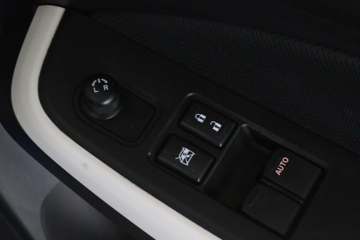 Used Suzuki Swift 2023 for sale - 77439929: Photo 17