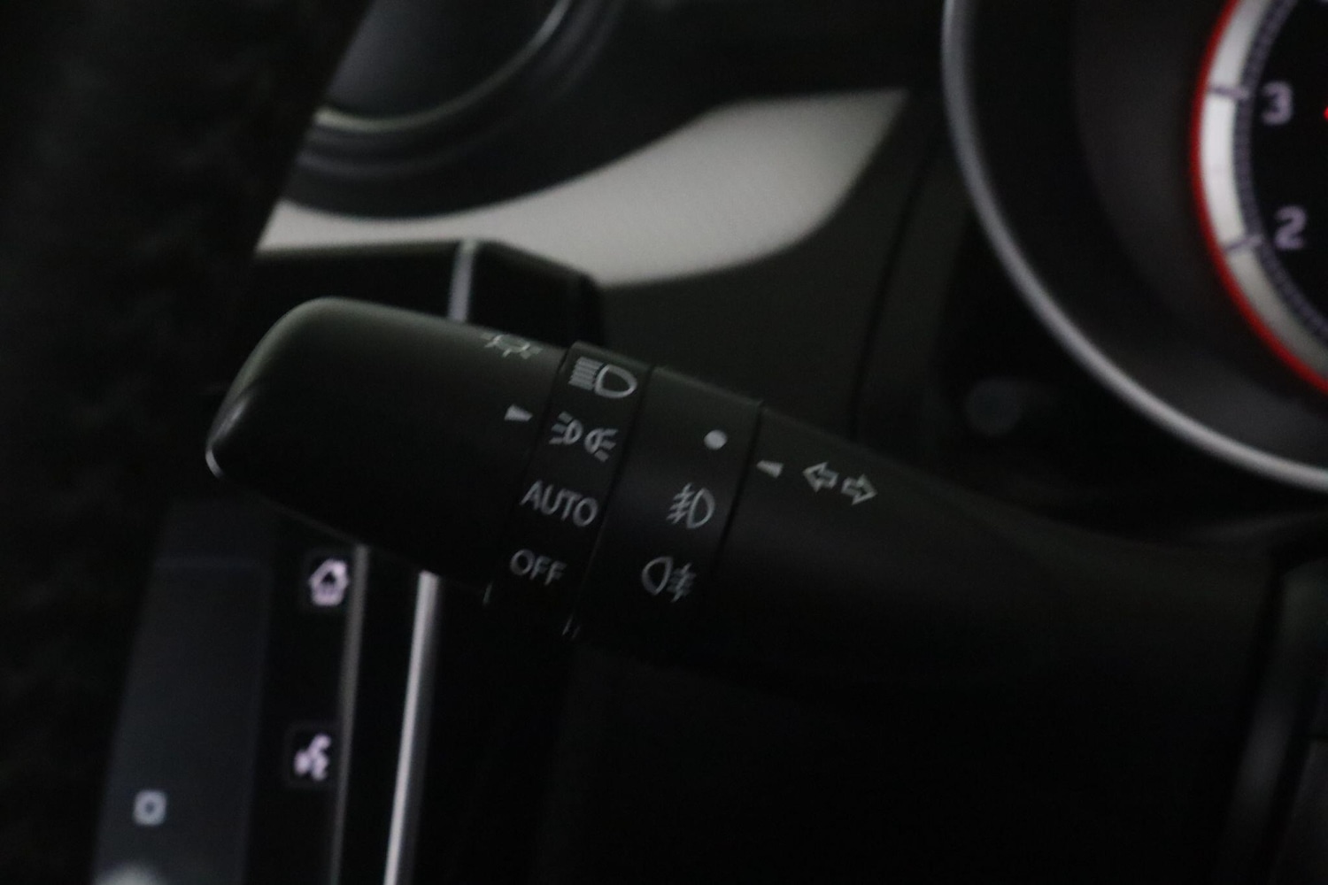 Used Suzuki Swift 2023 for sale - 77439929: Photo 22