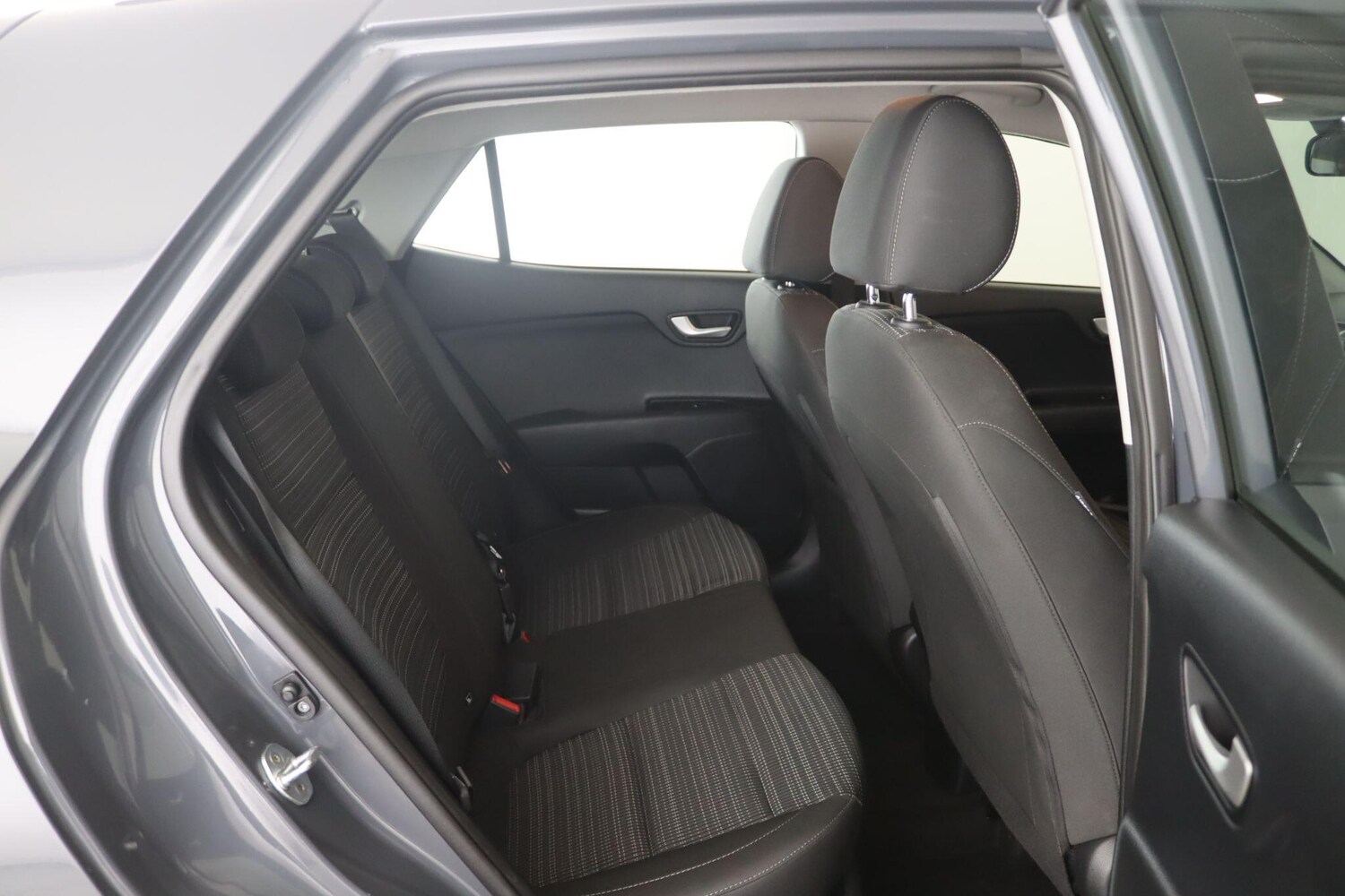 Used Kia Stonic 2021 for sale - 76573710: Photo 15