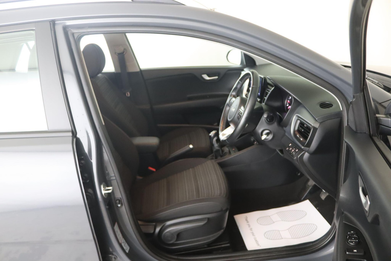 Used Kia Stonic 2021 for sale - 76573710: Photo 17