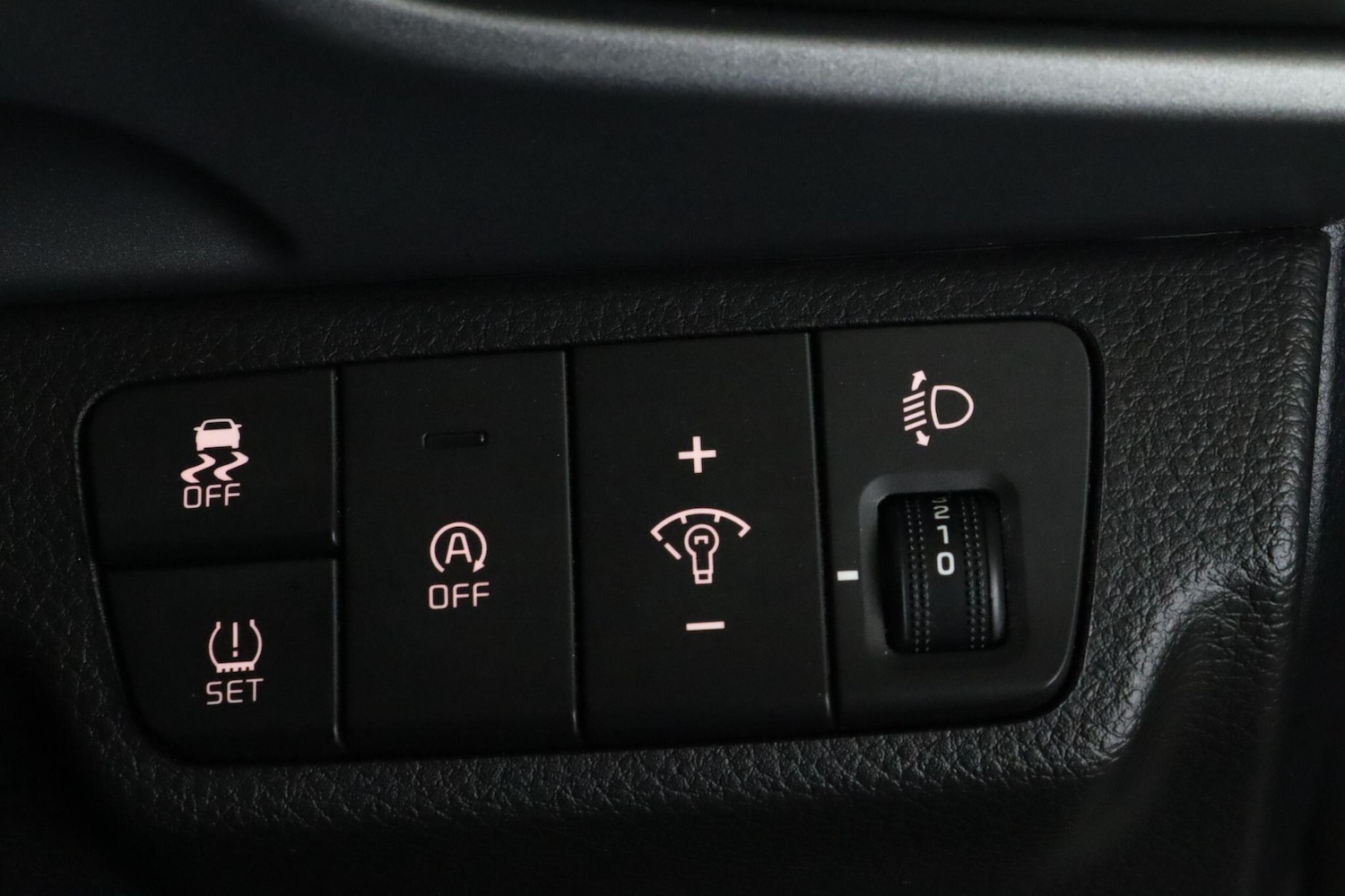 Used Kia Stonic 2021 for sale - 76573710: Photo 19