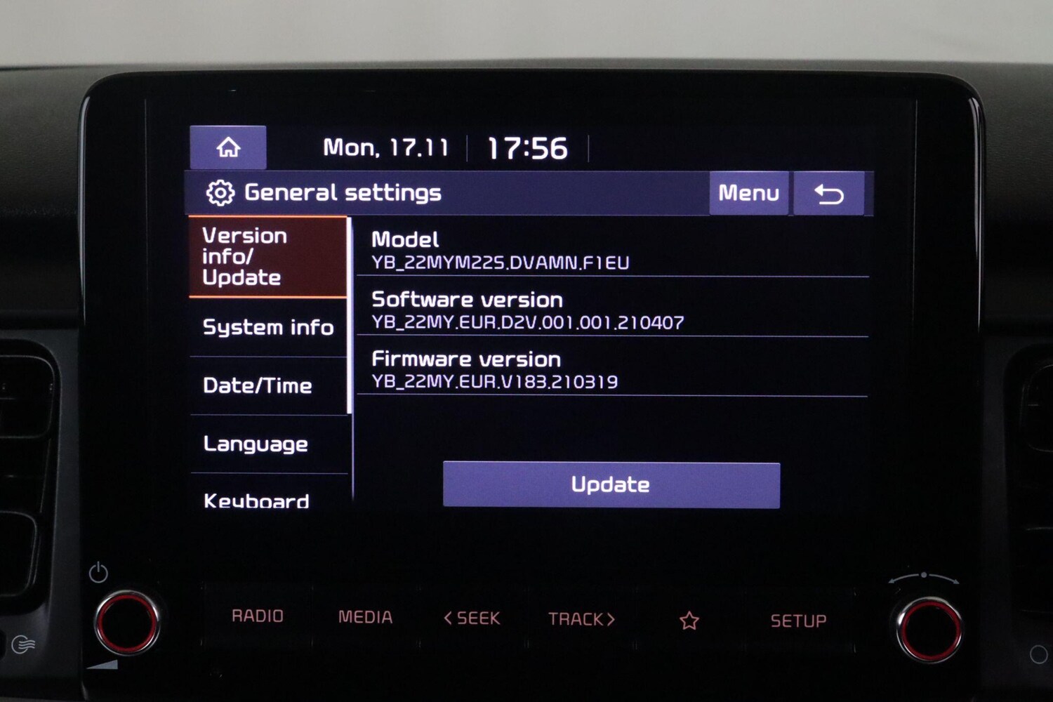 Used Kia Stonic 2021 for sale - 76573710: Photo 33