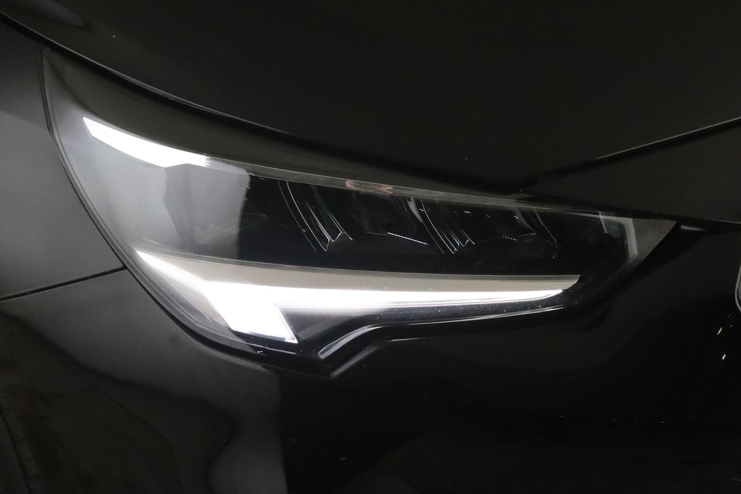 Used Vauxhall Corsa for sale - 77304833: Photo 9