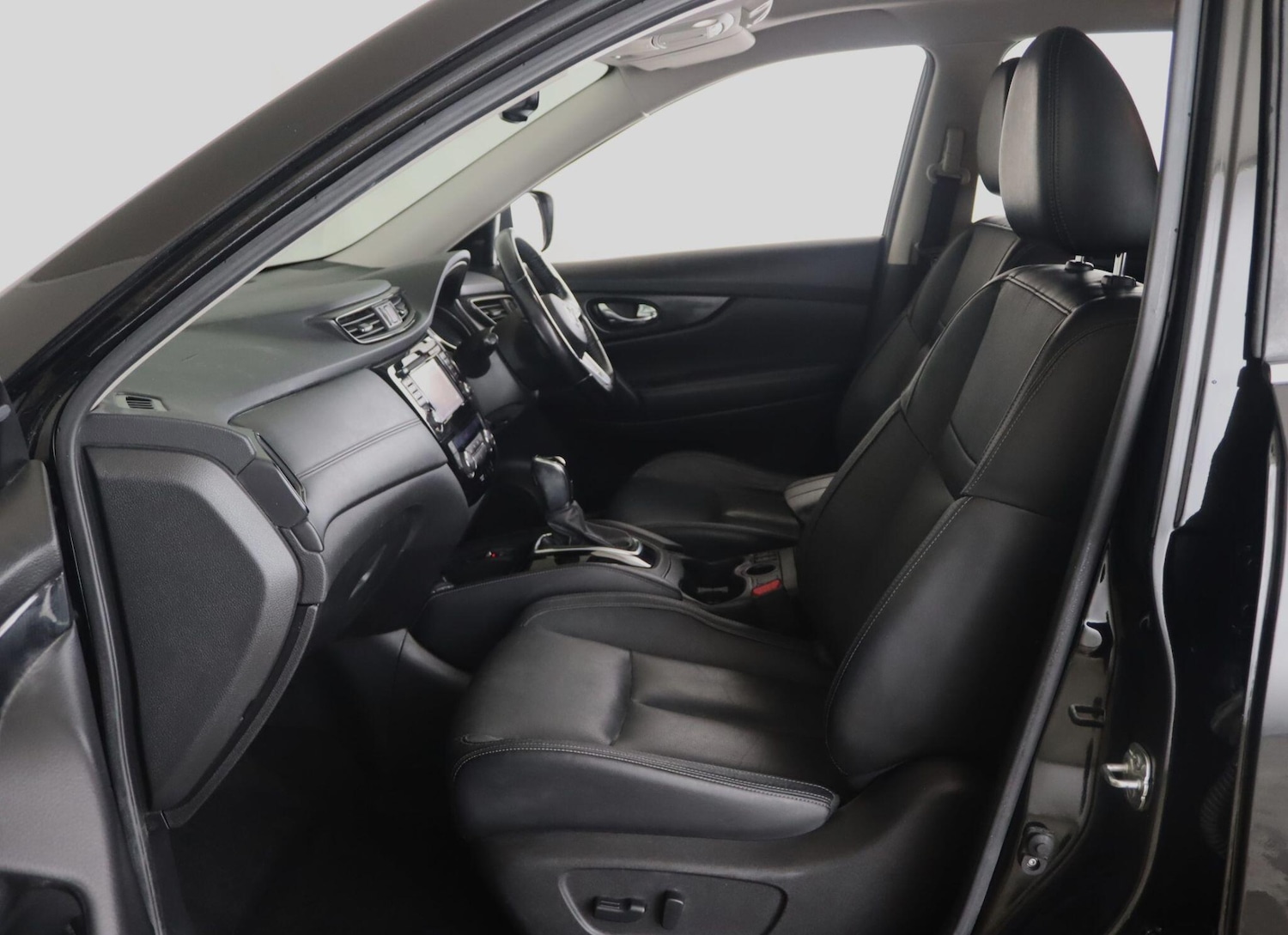 Used Nissan X-Trail 2019 for sale - 76269952: Photo 9