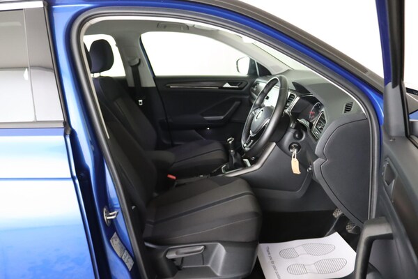 Used Volkswagen T-Roc 2019 for sale - 76122828: Photo 16