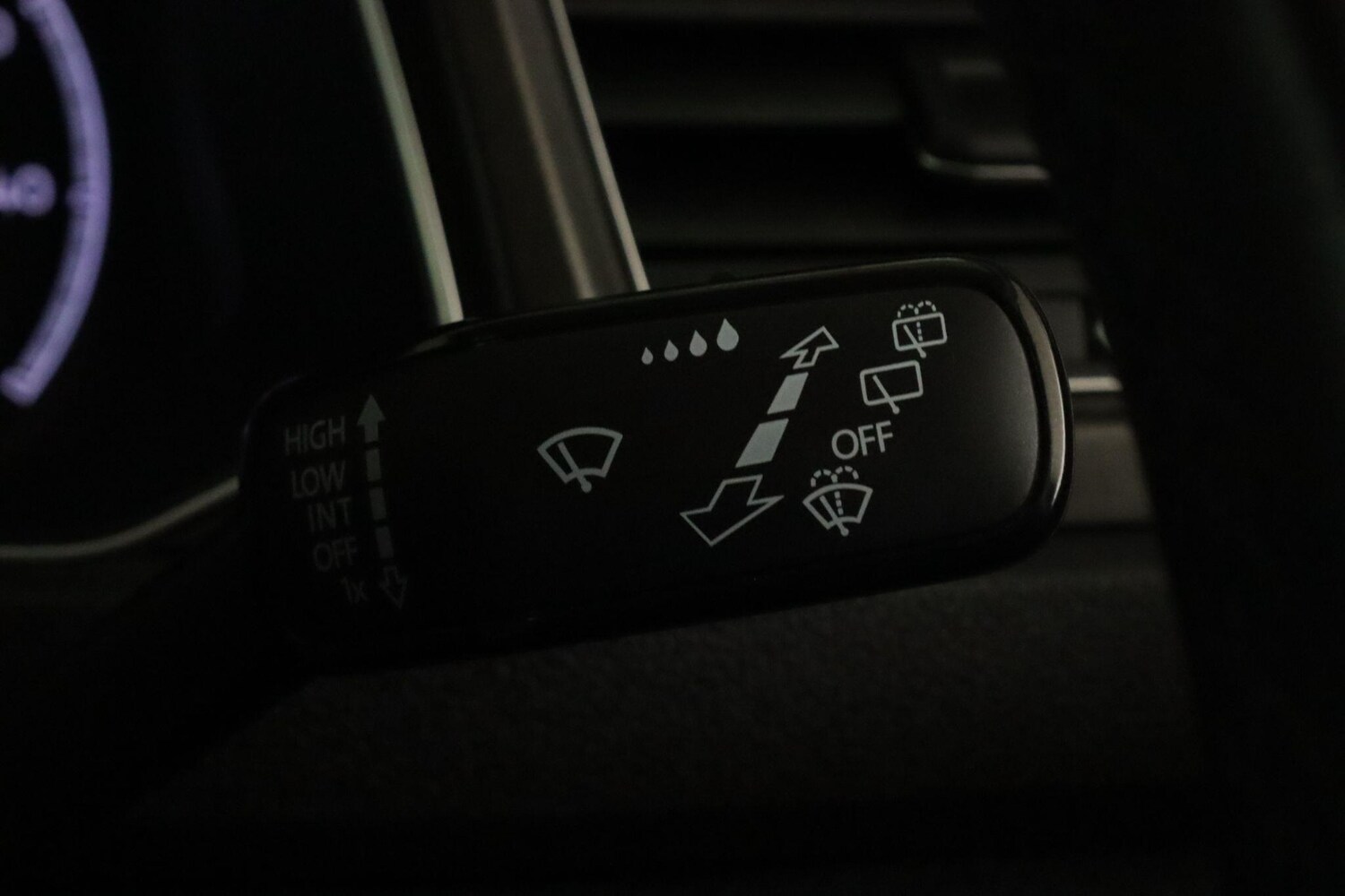 Used Volkswagen T-Roc 2019 for sale - 76122828: Photo 22