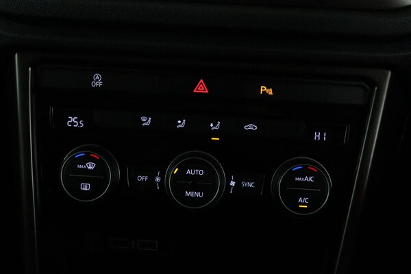 Used Volkswagen T-Roc 2019 for sale - 76122828: Photo 23