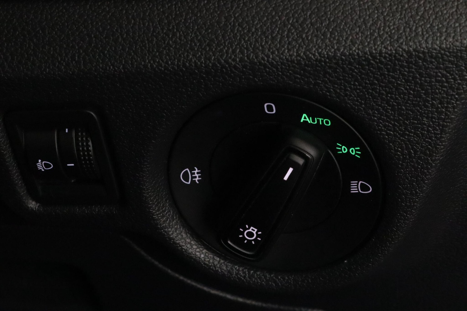 Used Skoda Kamiq 2021 for sale - 76408509: Photo 18