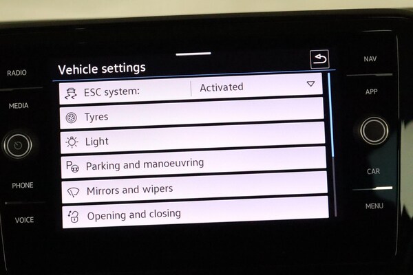 Used Volkswagen T-Roc 2022 for sale - 75577290: Photo 25
