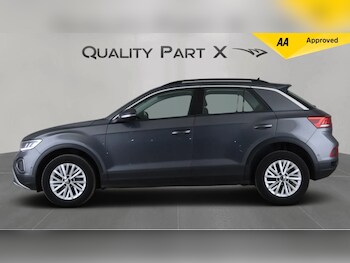 Used Volkswagen T-Roc 2022 for sale - 75577290: Photo
