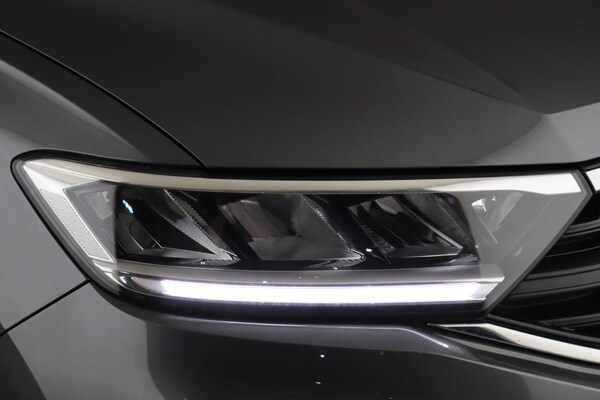 Used Volkswagen T-Roc 2022 for sale - 75577290: Photo 9