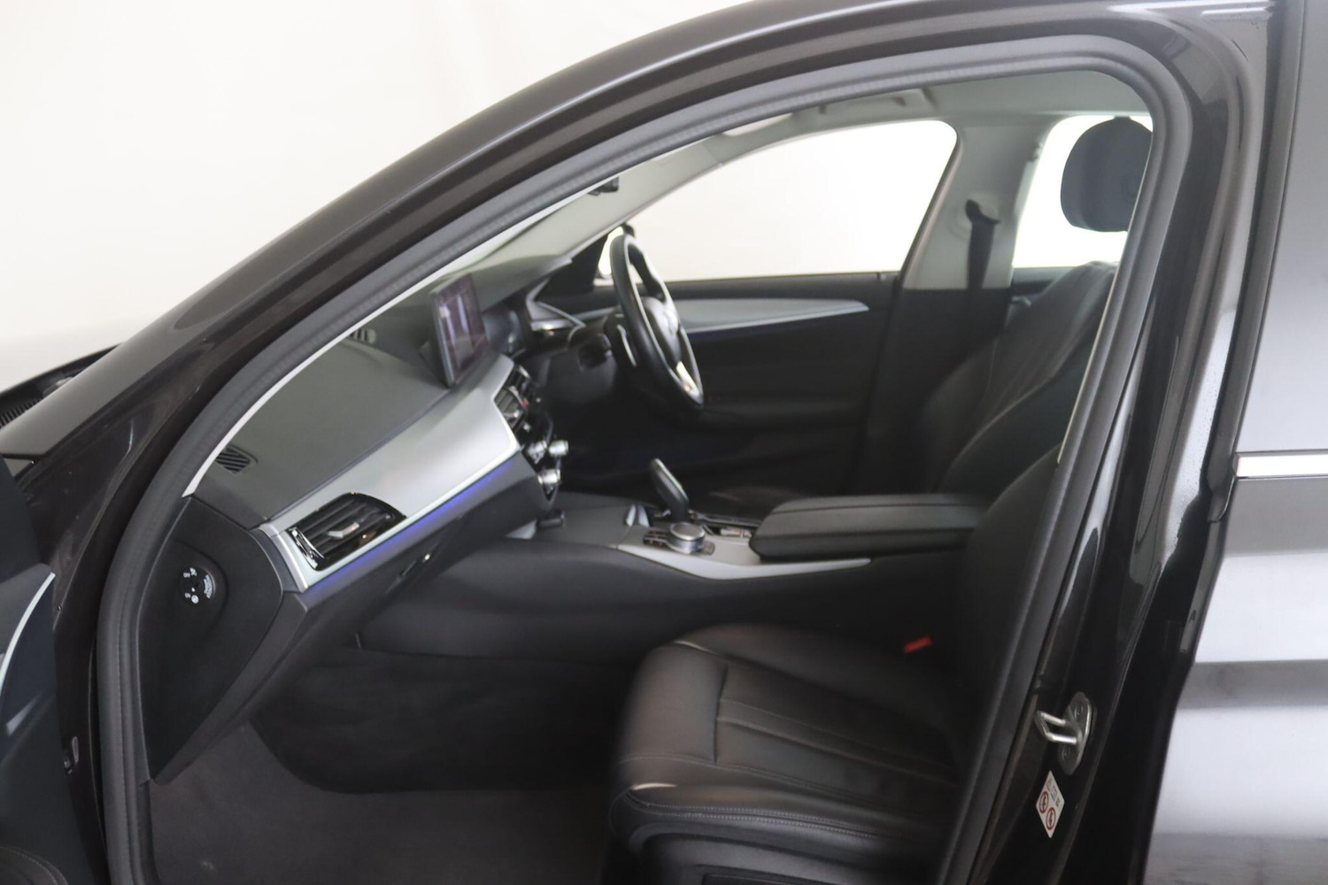 Used BMW 5 Series 2021 for sale - 76912938: Photo 10