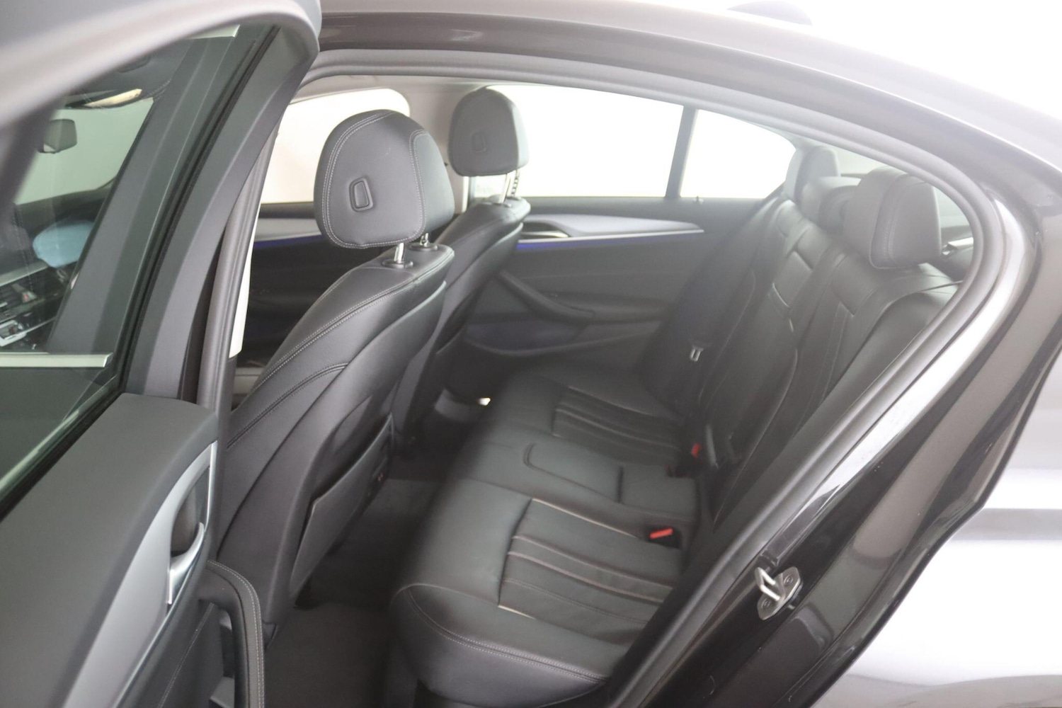 Used BMW 5 Series 2021 for sale - 76912938: Photo 11