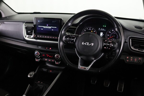 Used Kia Stonic 2022 for sale - 74057145: Photo 11