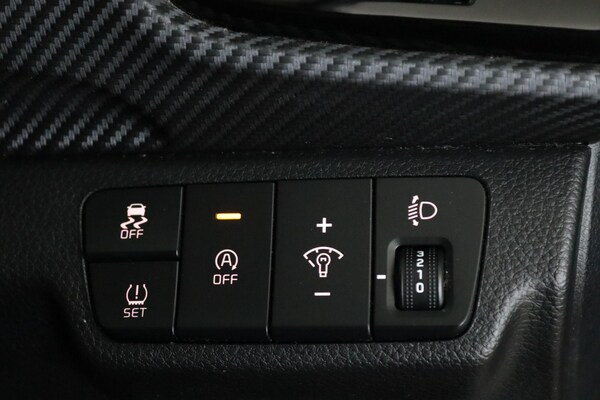 Used Kia Stonic 2022 for sale - 74057145: Photo 15