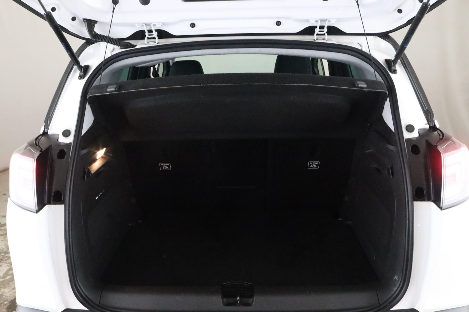 Used Vauxhall Crossland 2022 for sale - 76398303: Photo 13