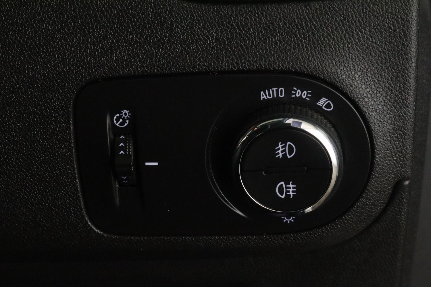 Used Vauxhall Crossland 2022 for sale - 76398303: Photo 18