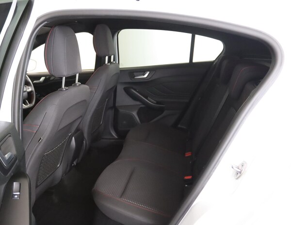 Used Ford Focus 2021 for sale - 76032254: Photo 11