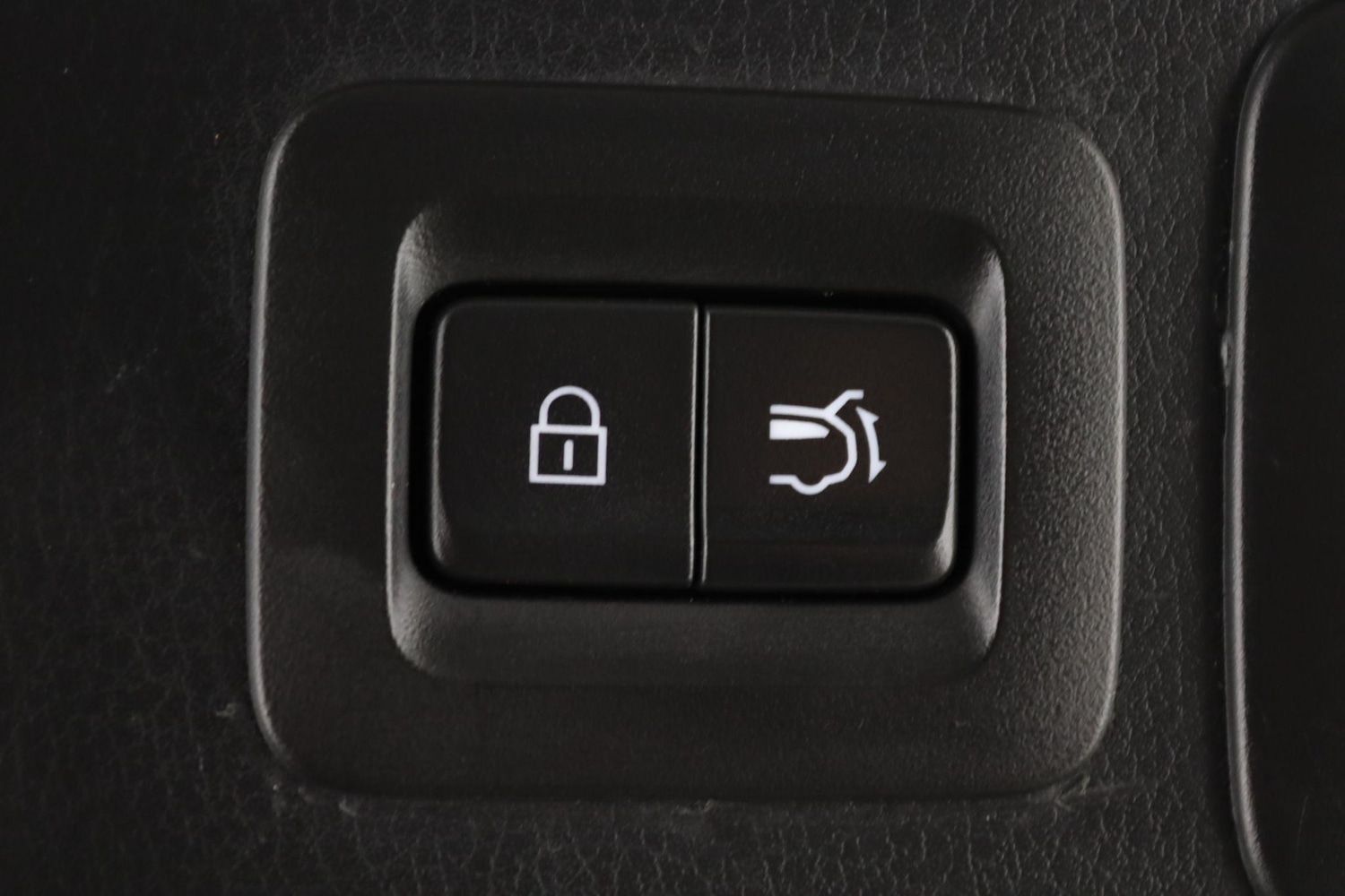 Used Mazda CX-30 2020 for sale - 76572455: Photo 14