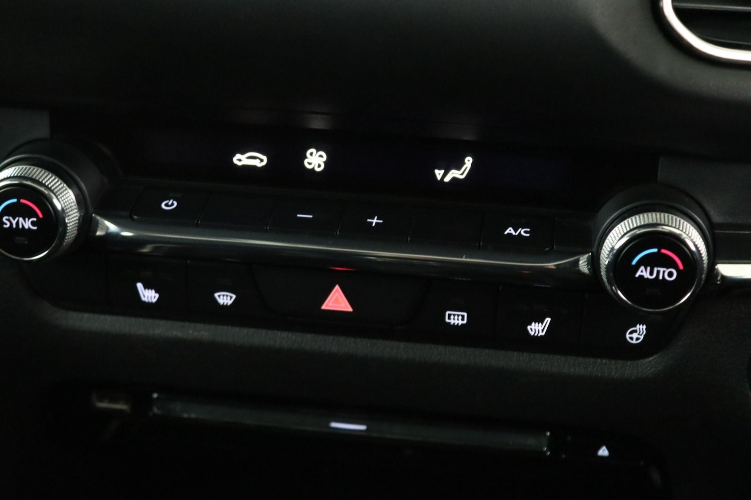 Used Mazda CX-30 2020 for sale - 76572455: Photo 25