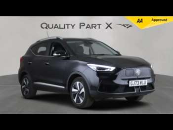 2023 (73) - 51.1kWh Trophy Connect Auto 5dr