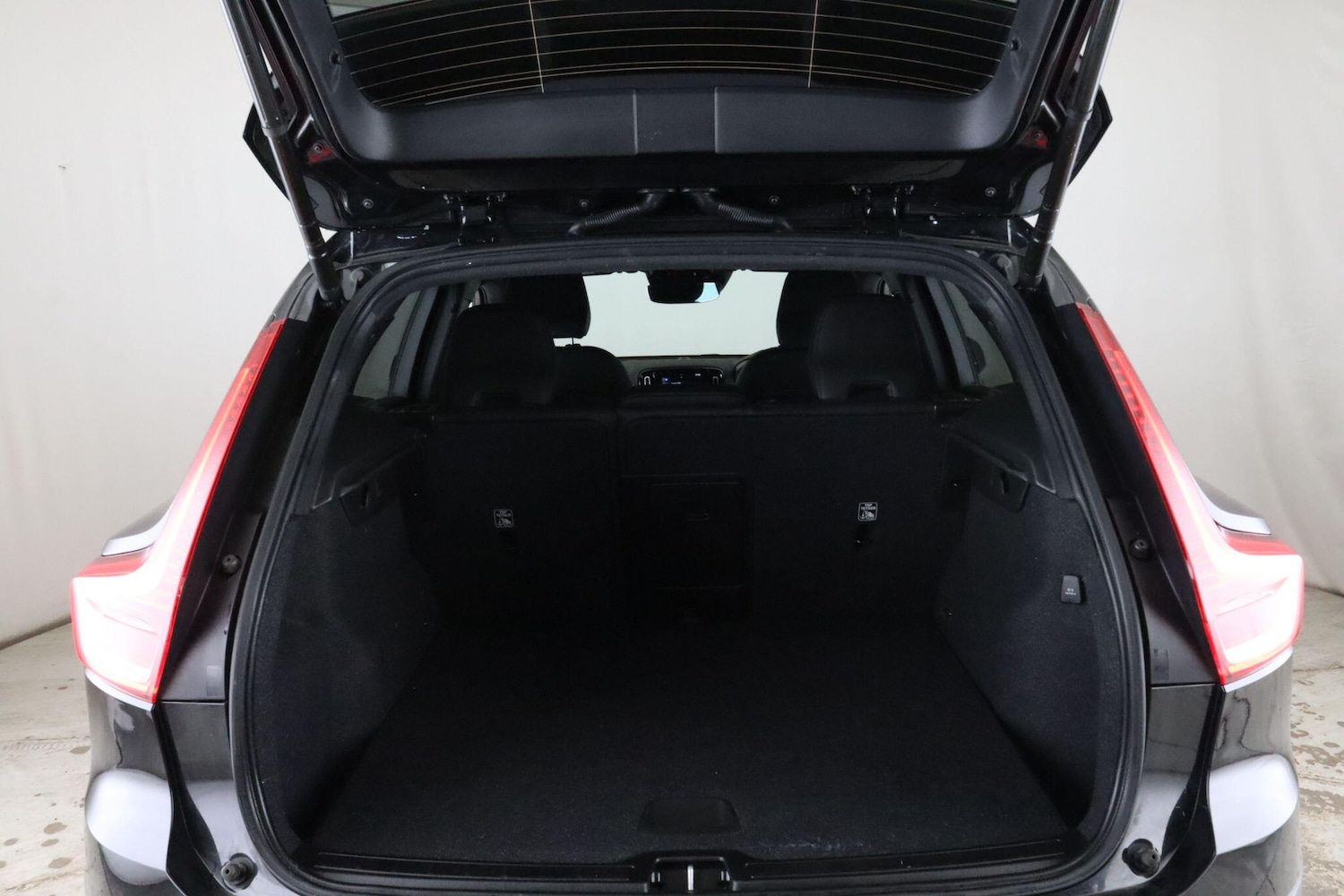 Used Volvo XC40 2022 for sale - 76032001: Photo 13