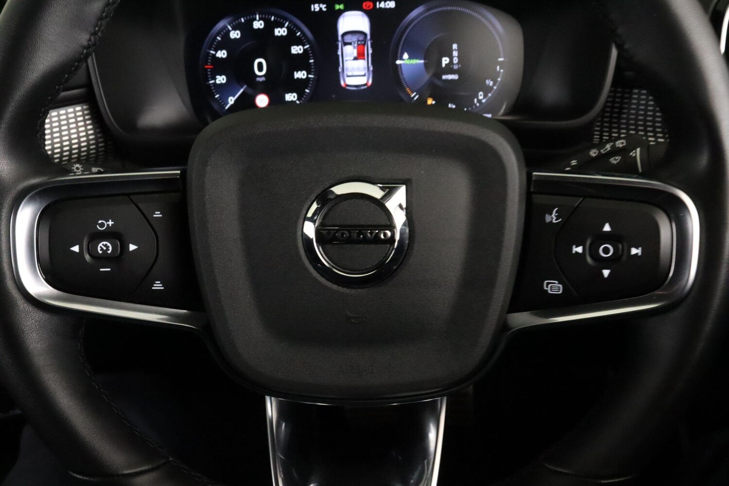 Used Volvo XC40 2022 for sale - 76032001: Photo 22