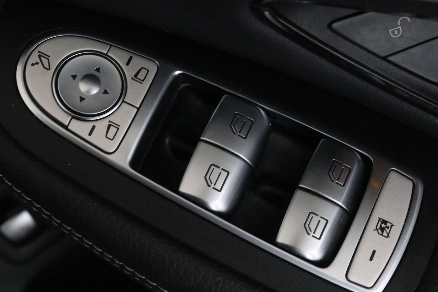 Used Mercedes-Benz GLC 2021 for sale - 76832356: Photo 19