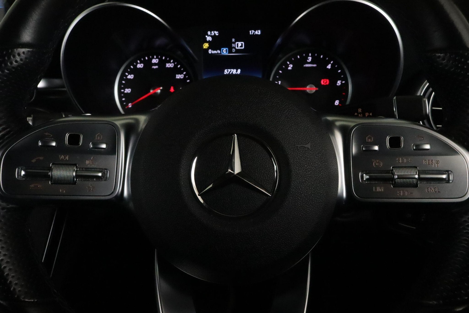 Used Mercedes-Benz GLC 2021 for sale - 76832356: Photo 23