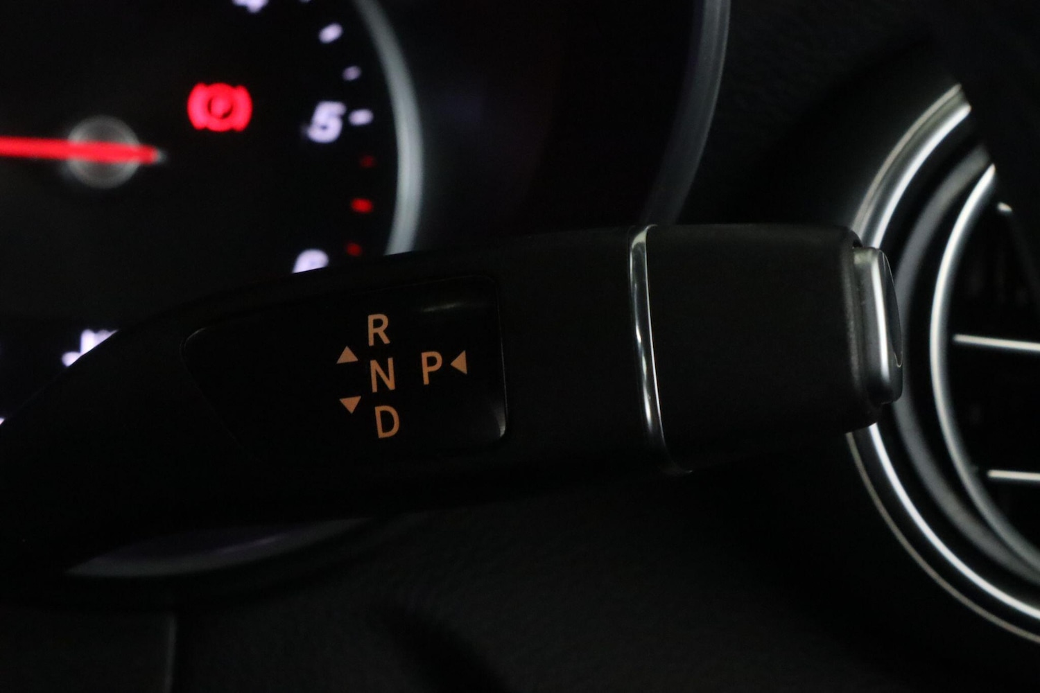 Used Mercedes-Benz GLC 2021 for sale - 76832356: Photo 24