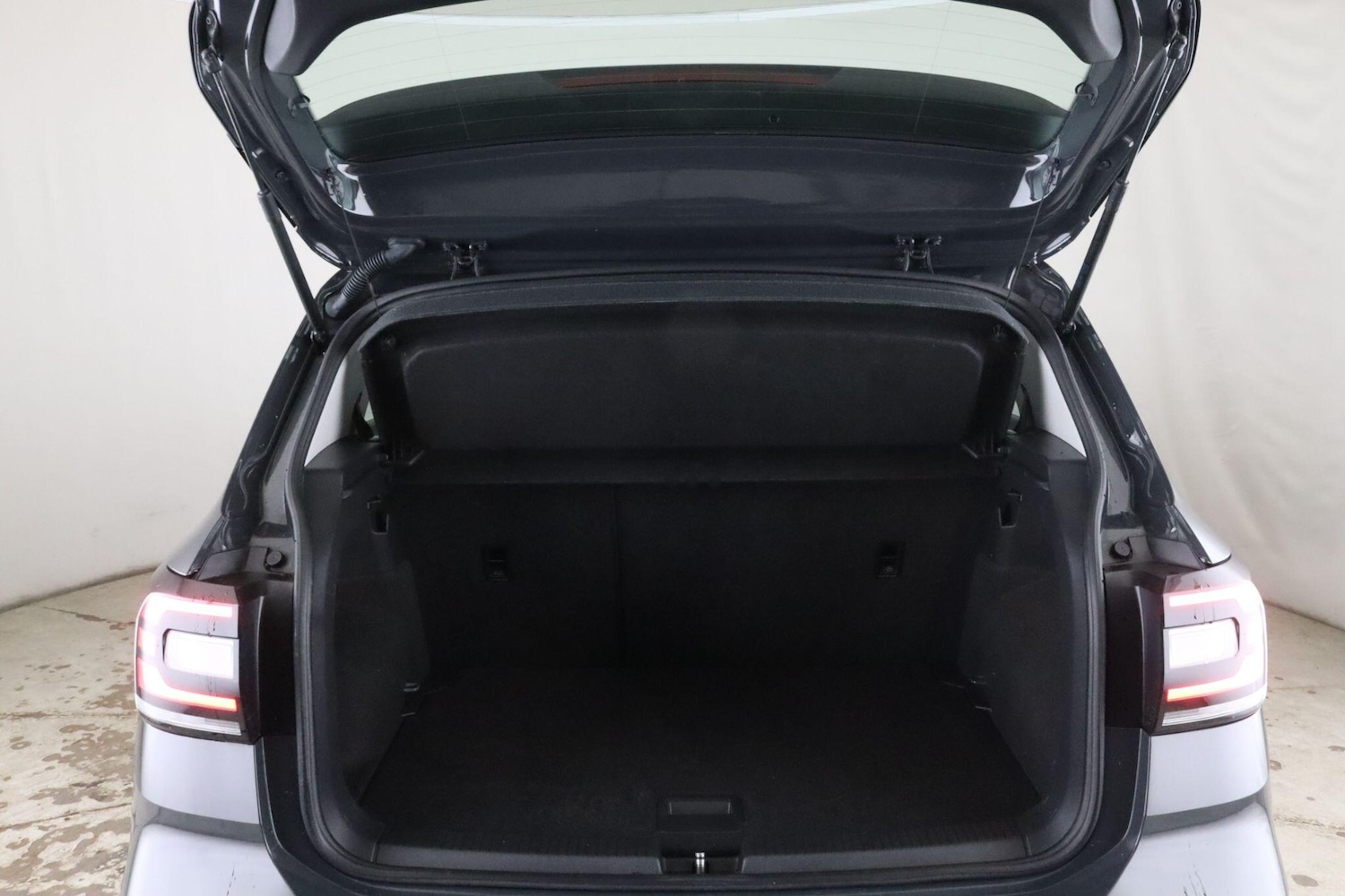 Used Volkswagen T-Cross 2020 for sale - 76550844: Photo 12