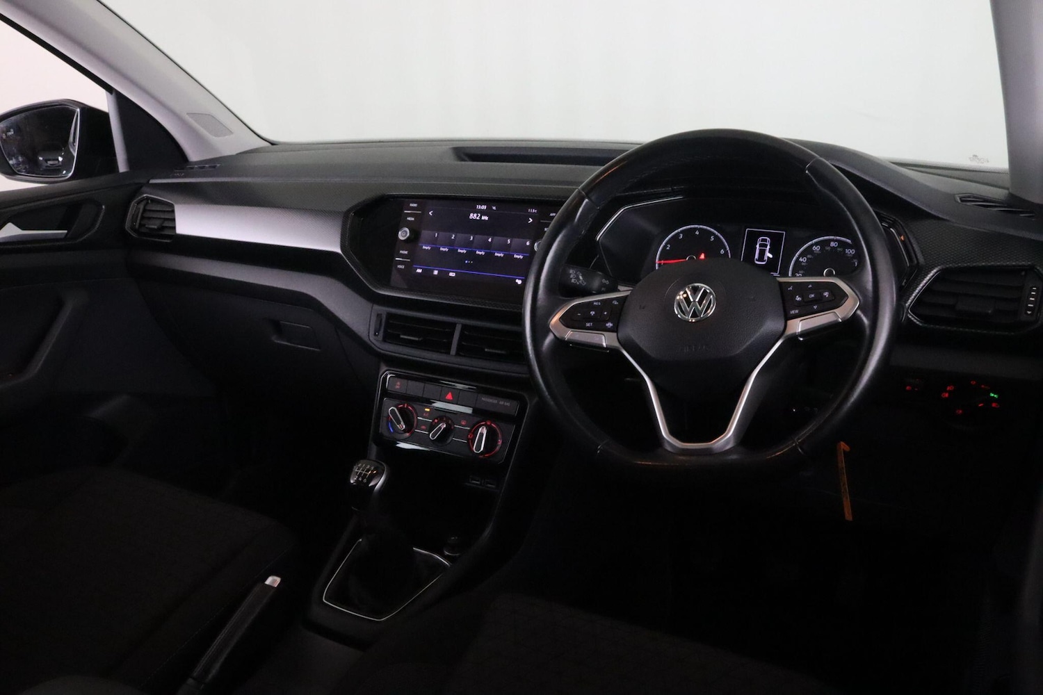 Used Volkswagen T-Cross 2020 for sale - 76550844: Photo 14