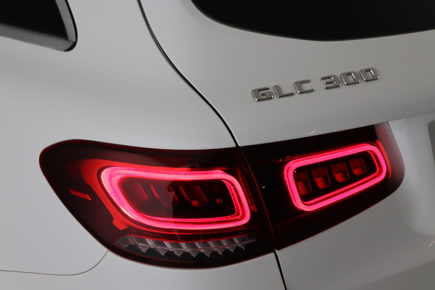 Used Mercedes-Benz GLC 2019 for sale - 76608108: Photo 11