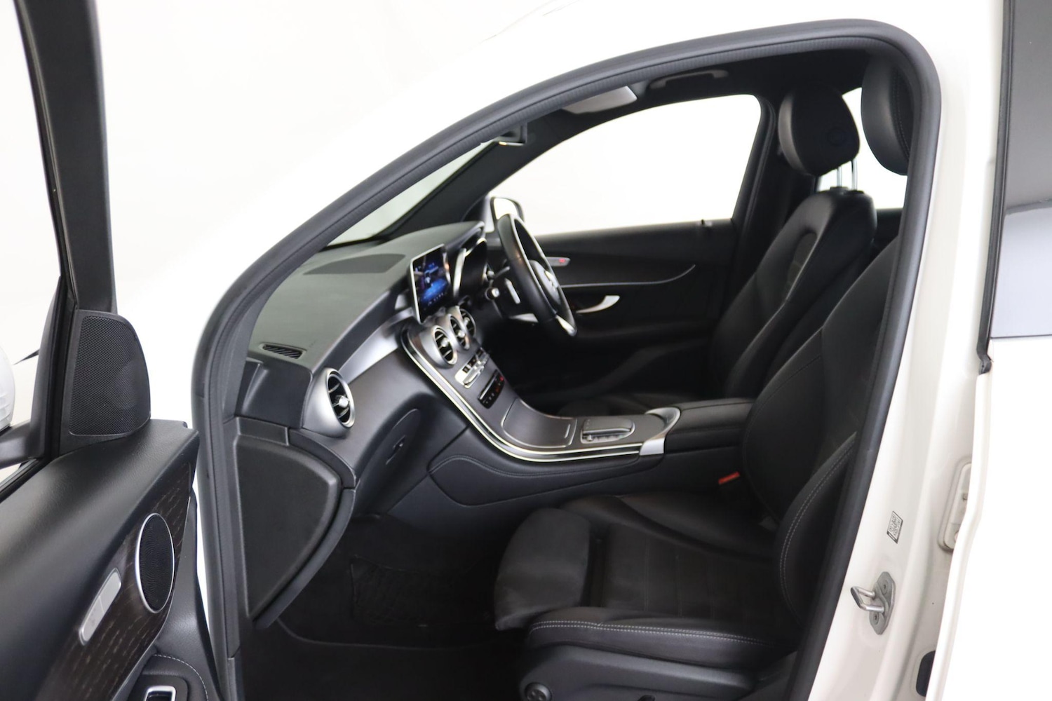 Used Mercedes-Benz GLC 2019 for sale - 76608108: Photo 12