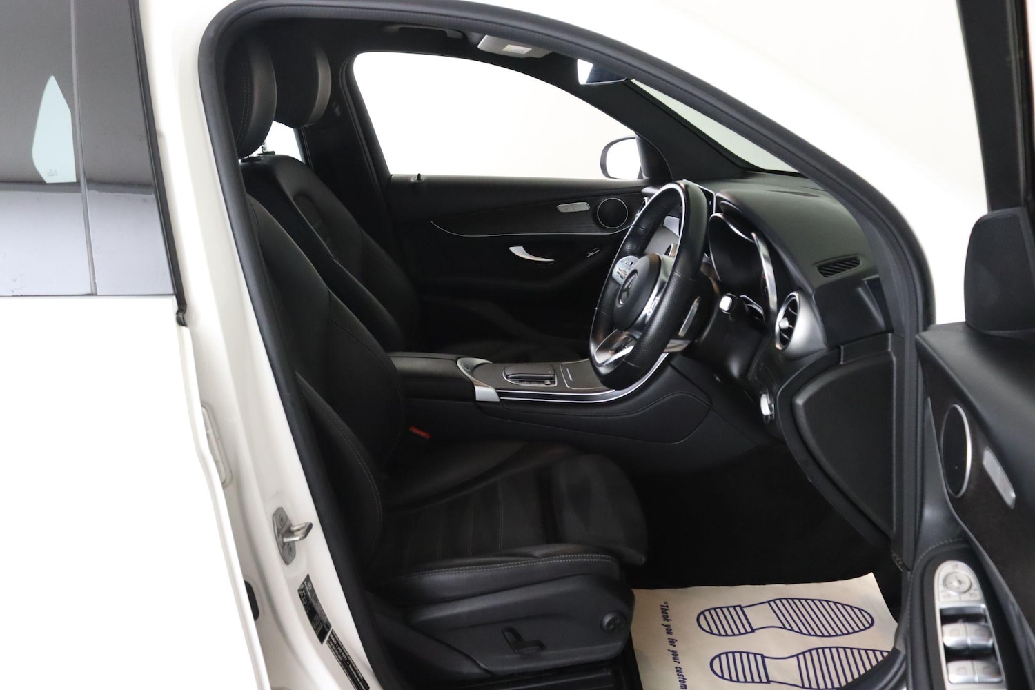 Used Mercedes-Benz GLC 2019 for sale - 76608108: Photo 18