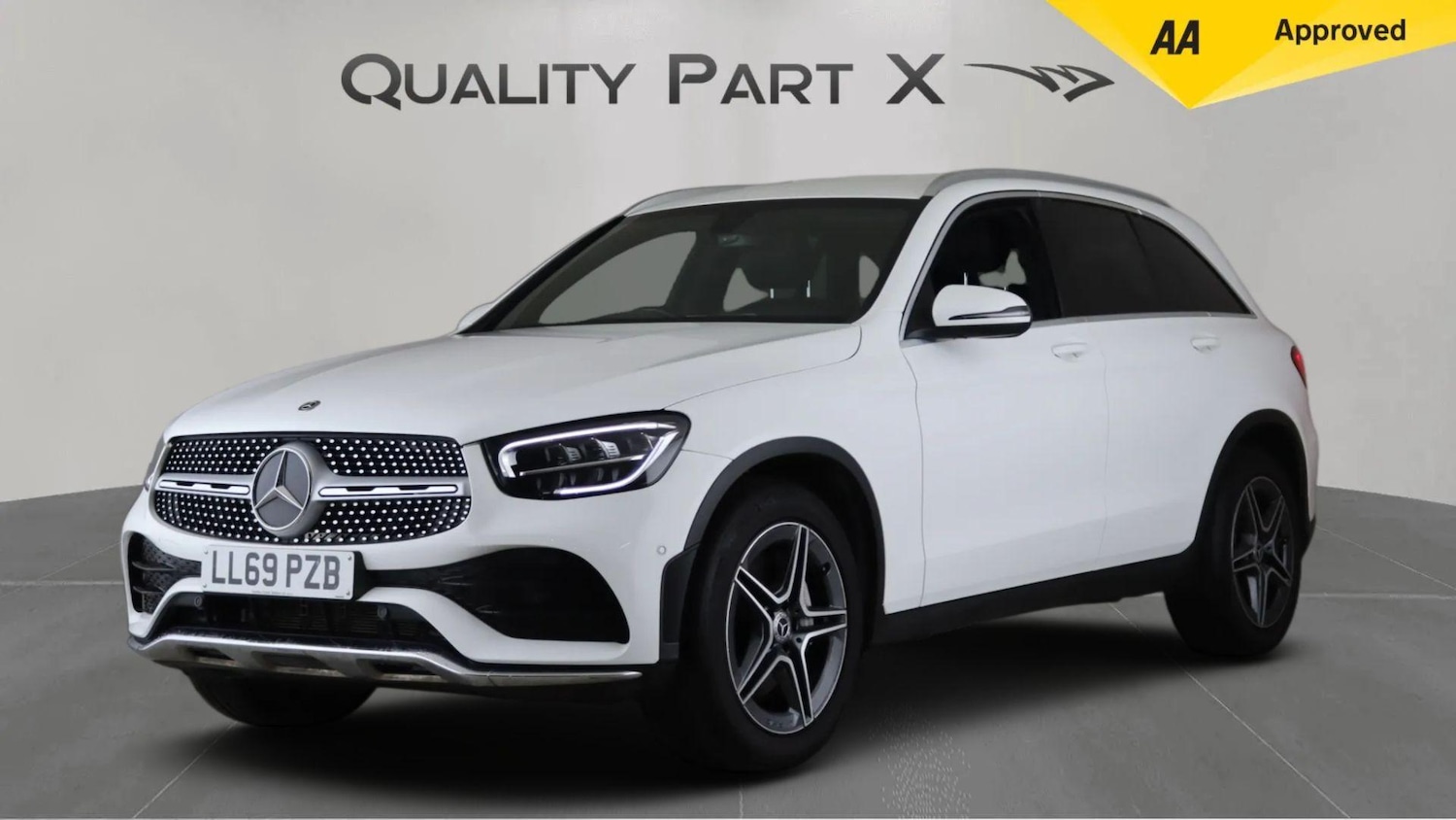 Used Mercedes-Benz GLC 2019 for sale - 76608108: Photo 3
