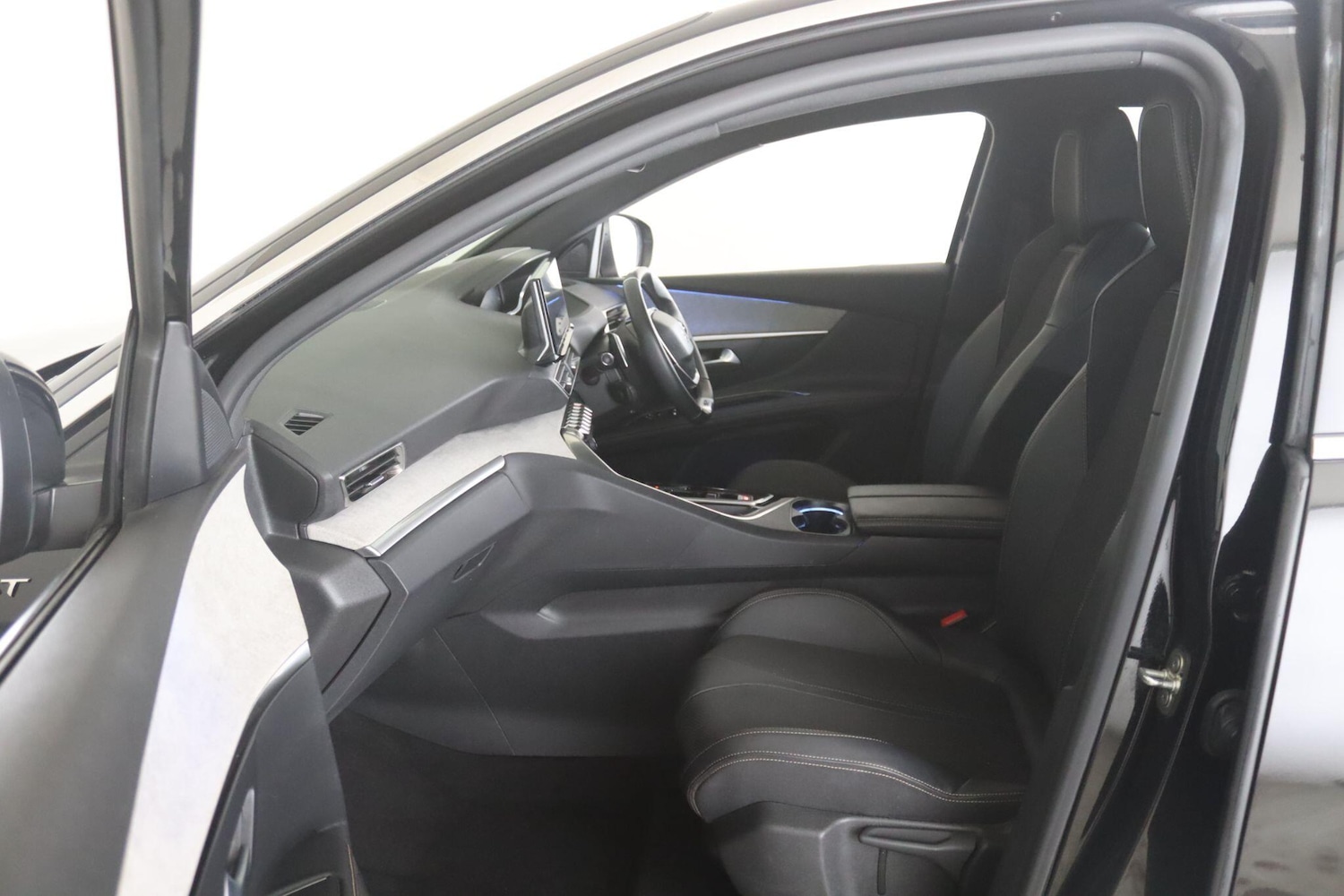 Used Peugeot 5008 2024 for sale - 77344472: Photo 10