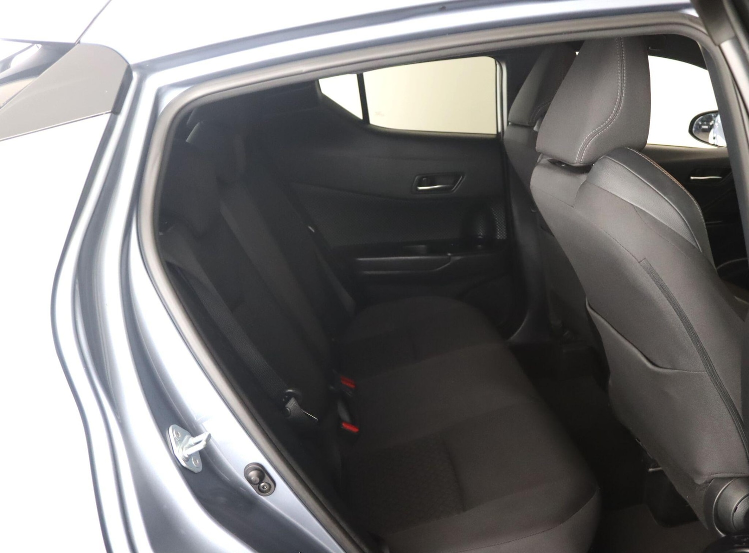 Used Toyota C-HR 2022 for sale - 76398768: Photo 14