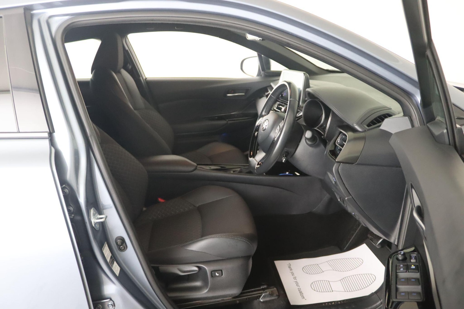 Used Toyota C-HR 2022 for sale - 76398768: Photo 16