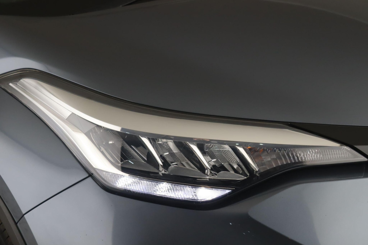 Used Toyota C-HR 2022 for sale - 76398768: Photo 9