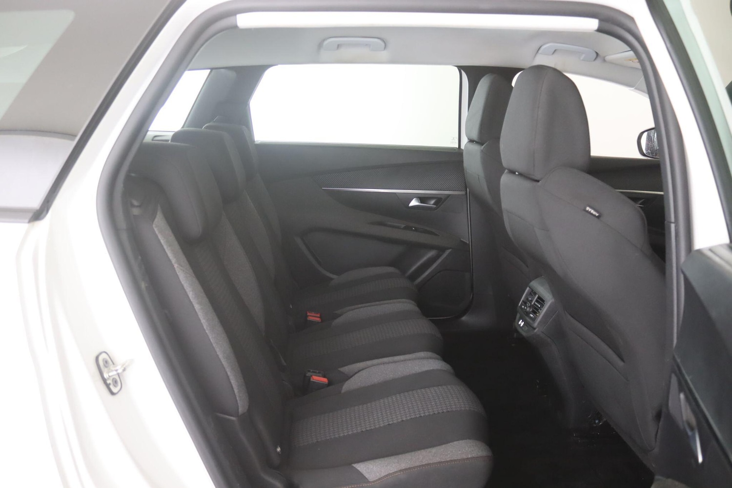 Used Peugeot 5008 2022 for sale - 77143223: Photo 13