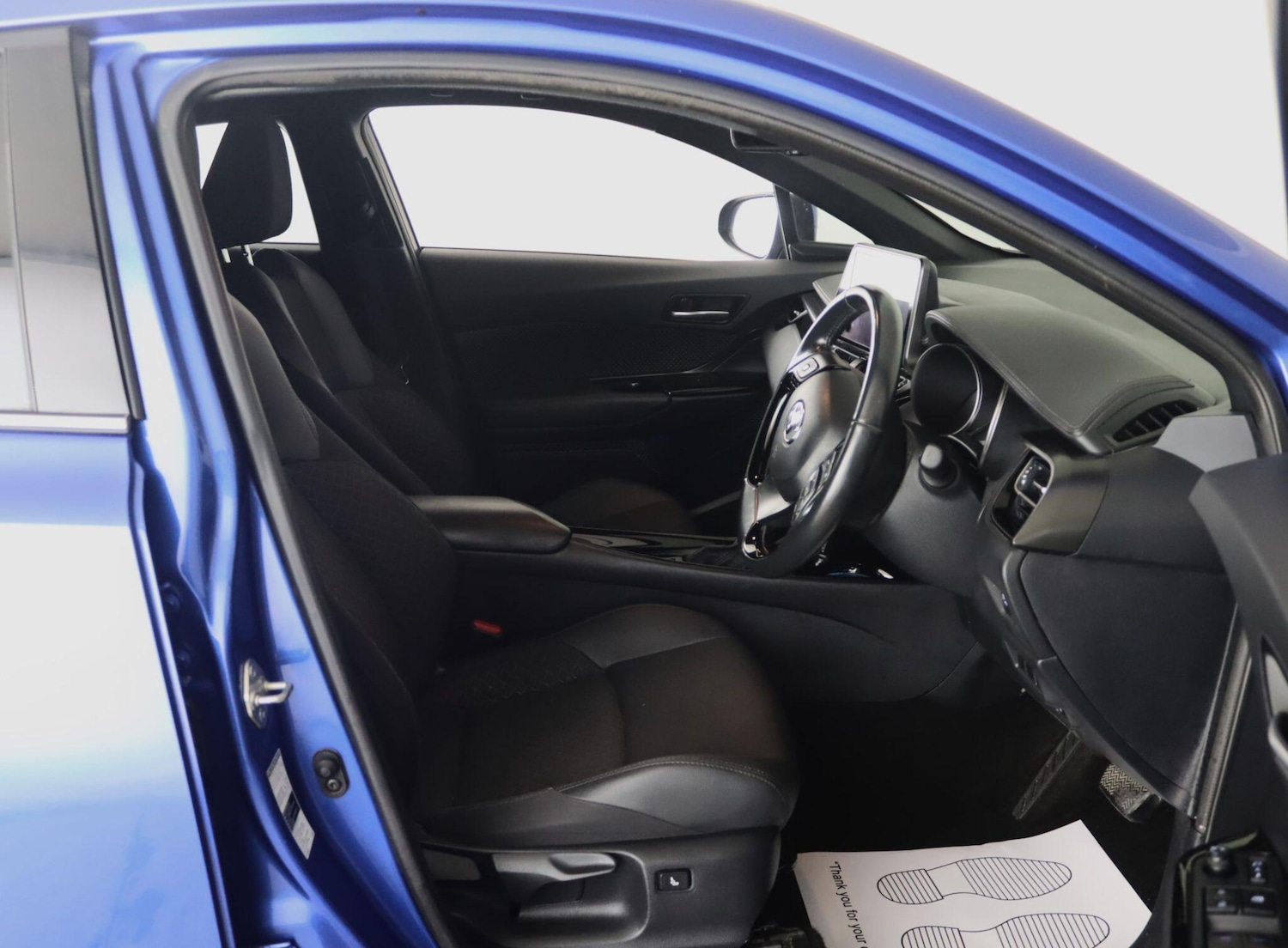 Used Toyota C-HR 2022 for sale - 76472579: Photo 14