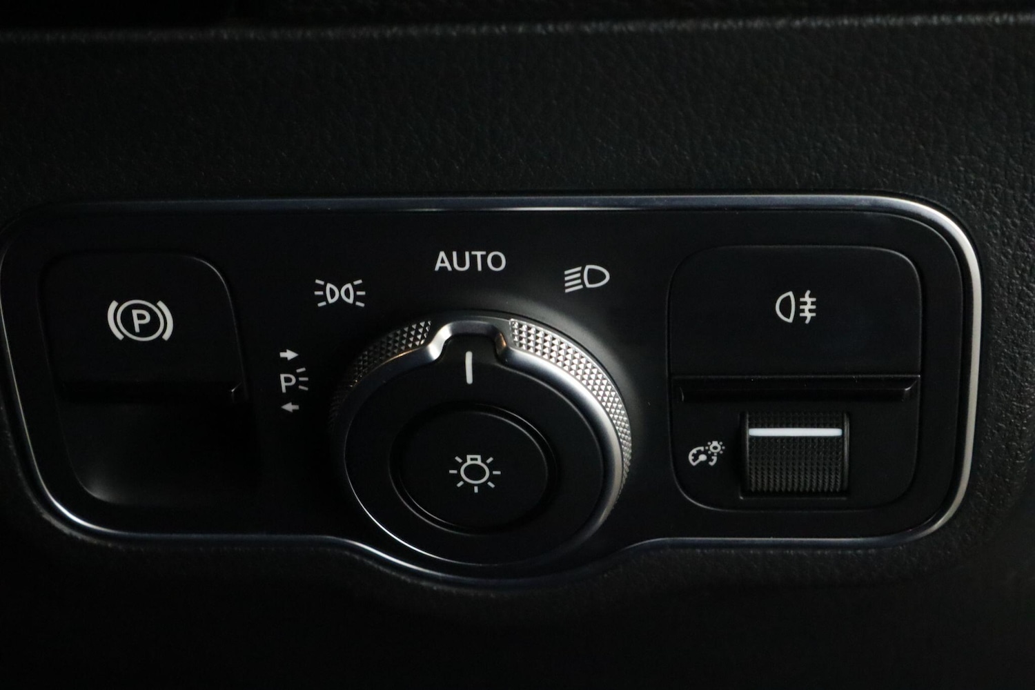 Used Mercedes-Benz GLA 2020 for sale - 76700987: Photo 22