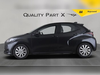 Used Toyota Yaris 2022 for sale - 77683627: Photo