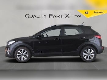 Used Kia Stonic 2023 for sale - 78922805: Photo