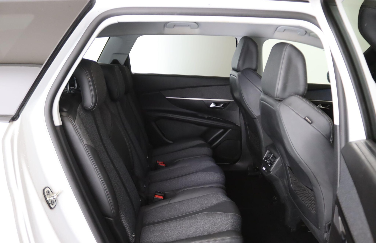 Used Peugeot 5008 2020 for sale - 77424631: Photo 14