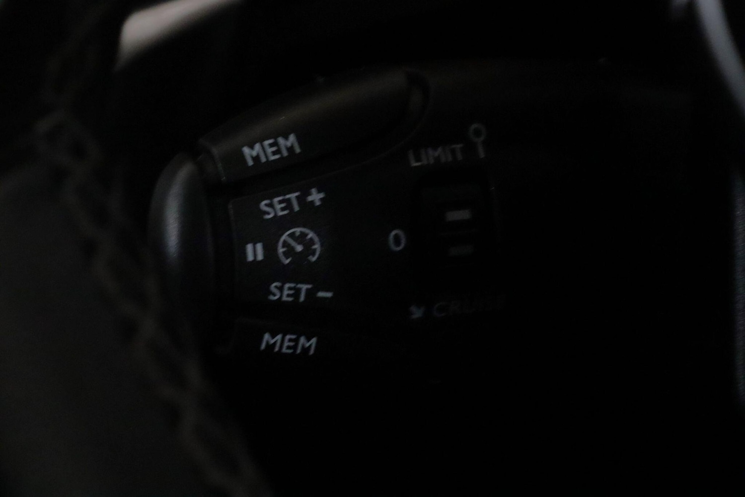 Used Peugeot 5008 2020 for sale - 77424631: Photo 20