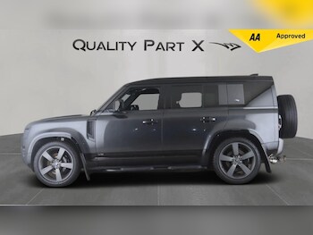 Used Land Rover Defender 110 2022 for sale - 77425421: Photo