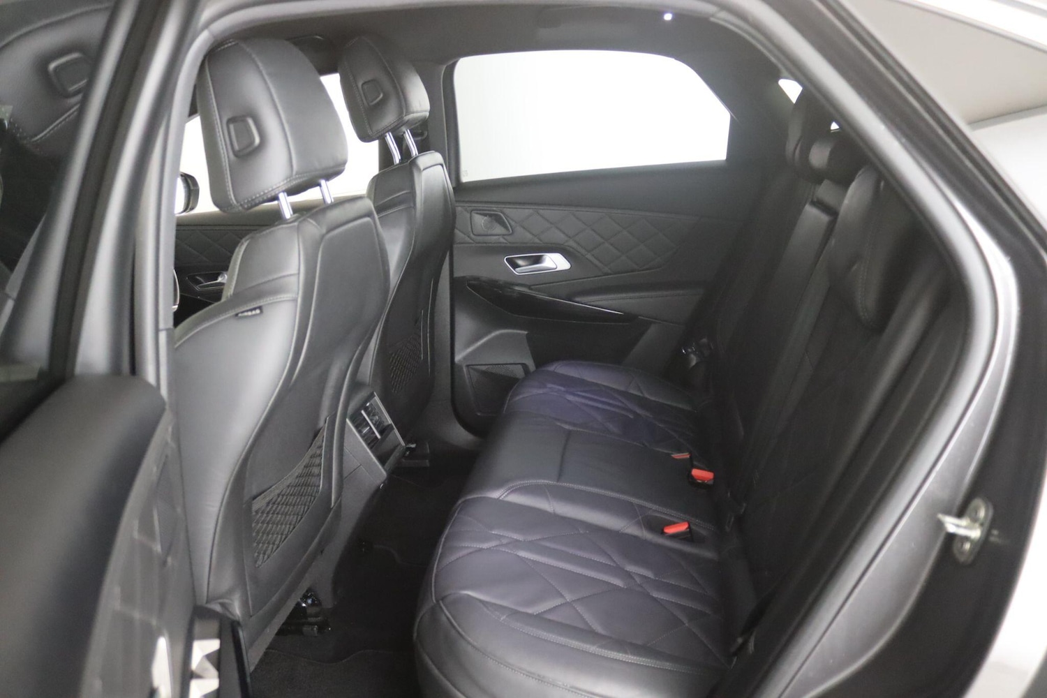 Used DS Automobiles DS 7 Crossback 2022 for sale - 77439930: Photo 11